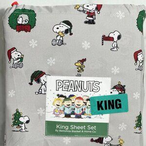 Peanuts Snoopy Christmas Tree King Size Gray Sheet Set (lights woodstock gifts)